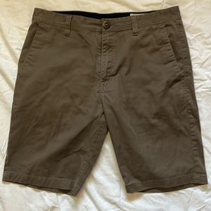 Volcom Shop Shorts Size 34 in Brown